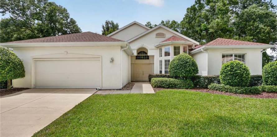 Casa en Ocala, Florida 3 dormitorios, 234.67 m2 № 2316672