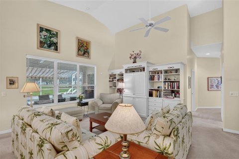 Casa en venta en Ocala, Florida, 3 dormitorios, 234.67 m2 № 2316672 - foto 5