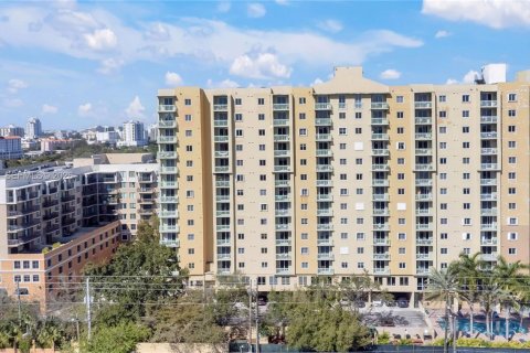Купить кондоминиум в Майами, Флорида 2 спальни, 78.22м2, № 2025719 - фото 19