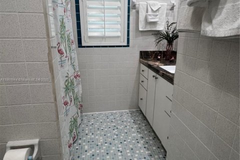 Villa ou maison à louer à Marathon, Floride: 5 chambres № 1890616 - photo 22