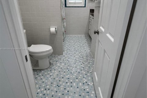 Villa ou maison à louer à Marathon, Floride: 5 chambres № 1890616 - photo 20