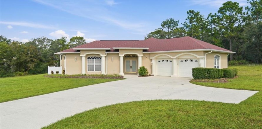 Casa en Beverly Hills, Florida 4 dormitorios, 259.29 m2 № 2388814