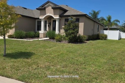 Villa ou maison à vendre à Sun City Center, Floride: 4 chambres, 202.43 m2 № 1919753 - photo 1