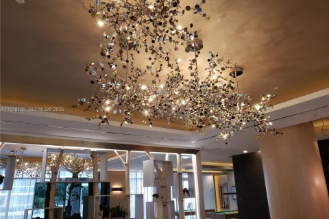 Condo in Miami, Florida, 1 bedroom  № 2041869 - photo 27