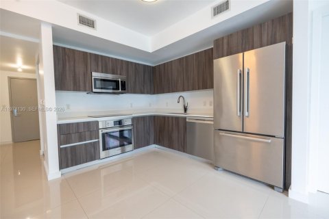 Condo in Miami, Florida, 1 bedroom  № 2041869 - photo 8