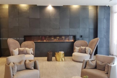 Condo in Miami, Florida, 1 bedroom  № 2041869 - photo 29