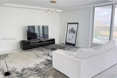 Снять в аренду кондоминиум в Авентура, Флорида 2 спальни, 176.61м2, № 2064129 - фото 7