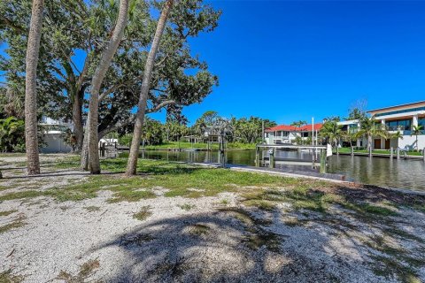 Land in Sarasota, Florida № 1909085 - photo 14