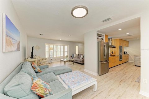 House in Bradenton, Florida 3 bedrooms, 139.35 sq.m. № 1851273 - photo 7