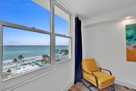 Condominio en alquiler en Hollywood, Florida, 1 dormitorio, 69.21 m2 № 1952160 - foto 30