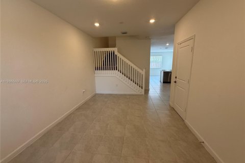 Touwnhouse à louer à Miami, Floride: 4 chambres, 169.08 m2 № 2063171 - photo 24