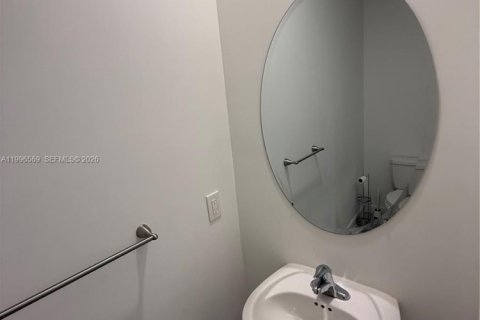 Touwnhouse à louer à Miami, Floride: 4 chambres, 169.08 m2 № 2063171 - photo 27