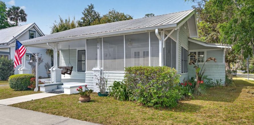 Villa ou maison à Gainesville, Floride 3 chambres, 156.26 m2 № 2231594