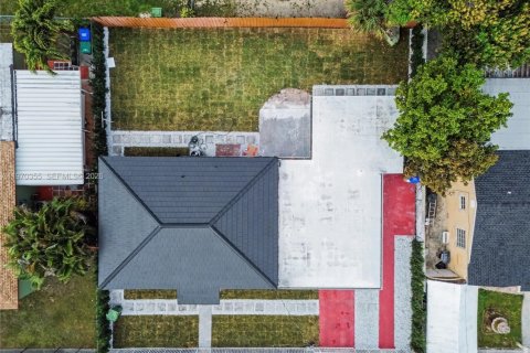 Villa ou maison à vendre à Miami, Floride: 3 chambres, 154.87 m2 № 2032214 - photo 4
