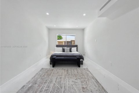 Купить виллу или дом в Майами, Флорида 3 спальни, 154.87м2, № 2032214 - фото 25