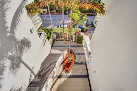 Copropriété à vendre à Miami Beach, Floride: 1 chambre, 66.89 m2 № 1968946 - photo 22