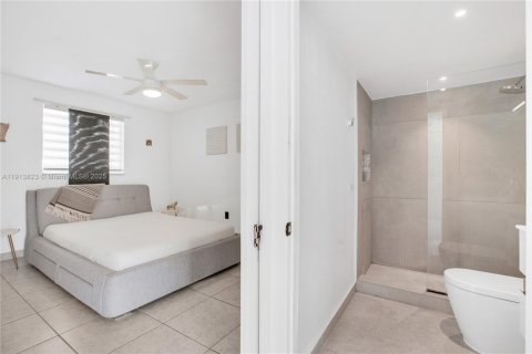 Copropriété à vendre à Miami Beach, Floride: 1 chambre, 66.89 m2 № 1968946 - photo 14