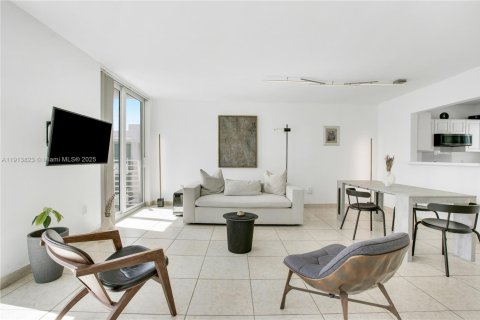 Copropriété à vendre à Miami Beach, Floride: 1 chambre, 66.89 m2 № 1968946 - photo 5