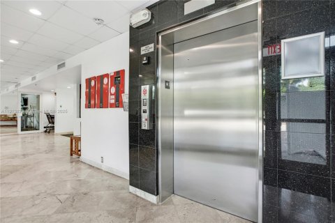 Copropriété à vendre à Miami Beach, Floride: 1 chambre, 66.89 m2 № 1968946 - photo 26