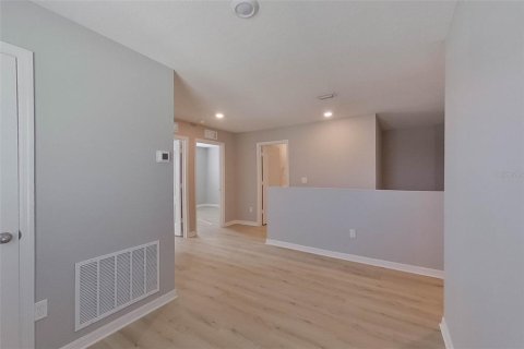 Villa ou maison à louer à Brooksville, Floride: 5 chambres, 210.7 m2 № 2115348 - photo 21