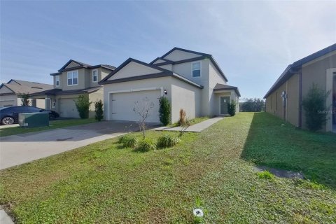 Villa ou maison à louer à Brooksville, Floride: 5 chambres, 210.7 m2 № 2115348 - photo 3