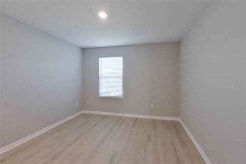 Villa ou maison à louer à Brooksville, Floride: 5 chambres, 210.7 m2 № 2115348 - photo 24