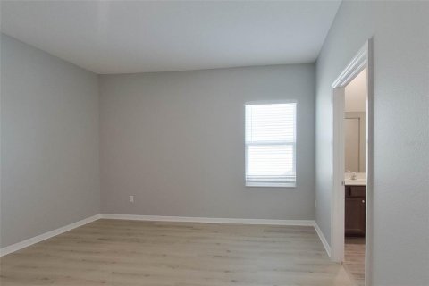 Villa ou maison à louer à Brooksville, Floride: 5 chambres, 210.7 m2 № 2115348 - photo 10