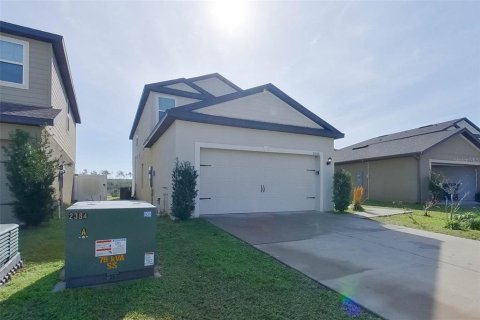 Villa ou maison à louer à Brooksville, Floride: 5 chambres, 210.7 m2 № 2115348 - photo 2