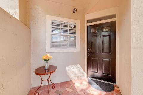 Condo in Lake Mary, Florida, 2 bedrooms  № 2220154 - photo 3