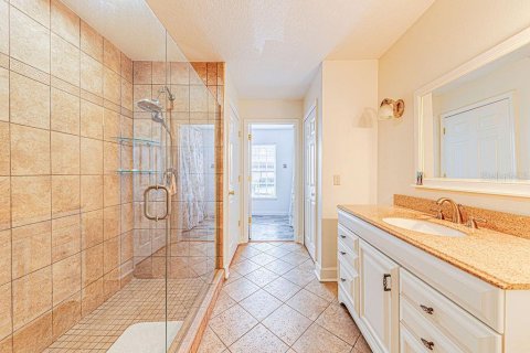 Condo in Lake Mary, Florida, 2 bedrooms  № 2220154 - photo 18