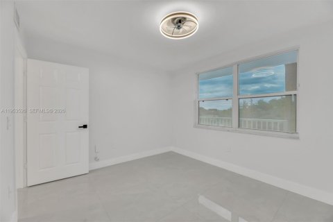 Copropriété à vendre à Sunrise, Floride: 2 chambres, 103.12 m2 № 2010719 - photo 29