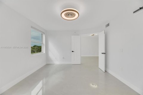 Copropriété à vendre à Sunrise, Floride: 2 chambres, 103.12 m2 № 2010719 - photo 26