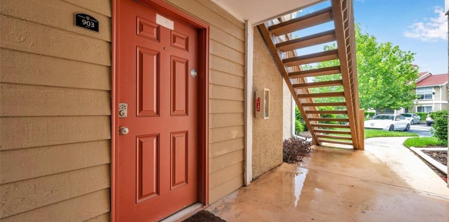 Condo in Tampa, Florida, 1 bedroom № 1815213
