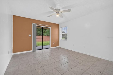 Apartment in Kissimmee, Florida 2 bedrooms, 102.19 sq.m. № 2277193 - photo 16