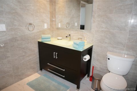 Copropriété à louer à Sunny Isles Beach, Floride: 1 chambre, 93.37 m2 № 1694192 - photo 20