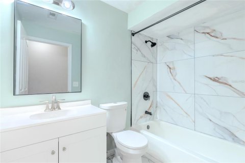 Casa en venta en Gainesville, Florida, 4 dormitorios, 170.38 m2 № 2206679 - foto 11