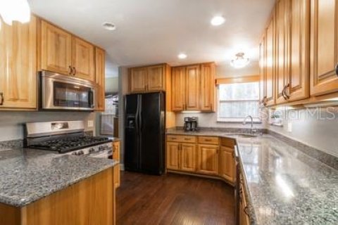 Casa en venta en Gainesville, Florida, 4 dormitorios, 170.38 m2 № 2206679 - foto 3