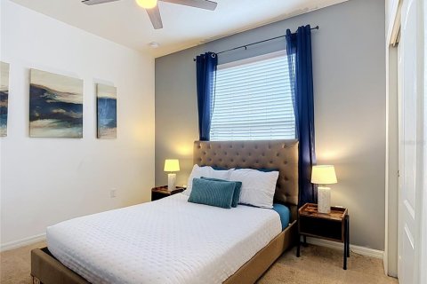 Touwnhouse à vendre à Kissimmee, Floride: 5 chambres, 210.24 m2 № 2322409 - photo 18