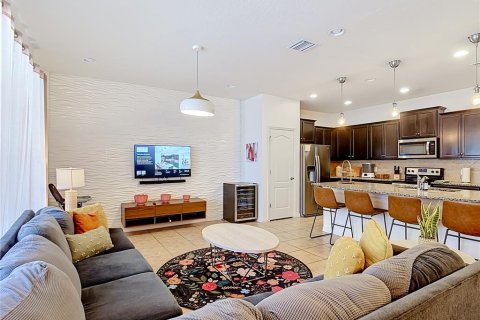Touwnhouse à vendre à Kissimmee, Floride: 5 chambres, 210.24 m2 № 2322409 - photo 13