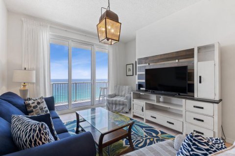 Condo in Navarre, Florida, 2 bedrooms  № 561340 - photo 1