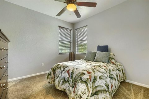 Casa en venta en Brooksville, Florida, 4 dormitorios, 218.13 m2 № 2385581 - foto 27
