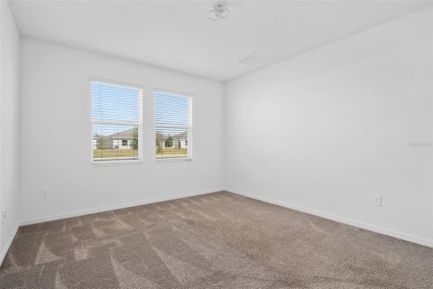 House in Kissimmee, Florida 4 bedrooms, 171.22 sq.m. № 2197617 - photo 23