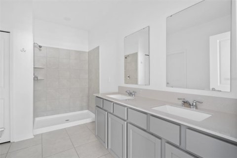 House in Kissimmee, Florida 4 bedrooms, 171.22 sq.m. № 2197617 - photo 25