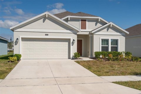 House in Kissimmee, Florida 4 bedrooms, 171.22 sq.m. № 2197617 - photo 2
