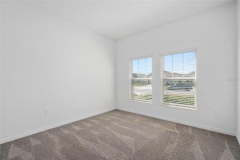 House in Kissimmee, Florida 4 bedrooms, 171.22 sq.m. № 2197617 - photo 7