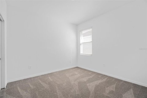 House in Kissimmee, Florida 4 bedrooms, 171.22 sq.m. № 2197617 - photo 9