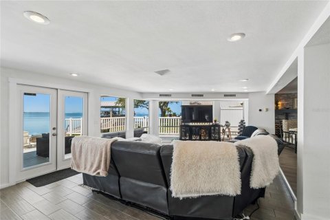 Villa ou maison à vendre à Palm Harbor, Floride: 4 chambres, 329.06 m2 № 2420512 - photo 20