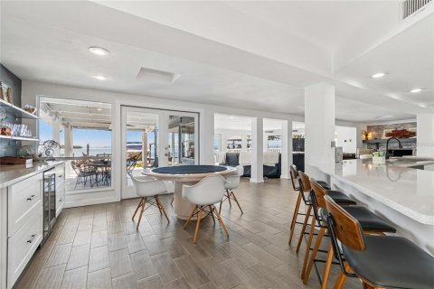 Villa ou maison à vendre à Palm Harbor, Floride: 4 chambres, 329.06 m2 № 2420512 - photo 13