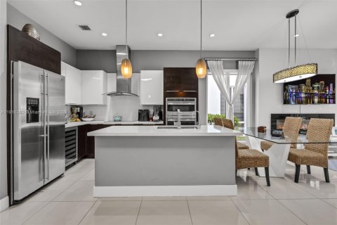 Condominio en venta en Doral, Florida, 3 dormitorios, 125.51 m2 № 1971112 - foto 9