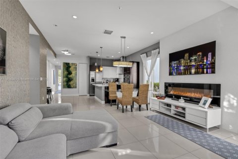 Copropriété à vendre à Doral, Floride: 3 chambres, 125.51 m2 № 1971112 - photo 5